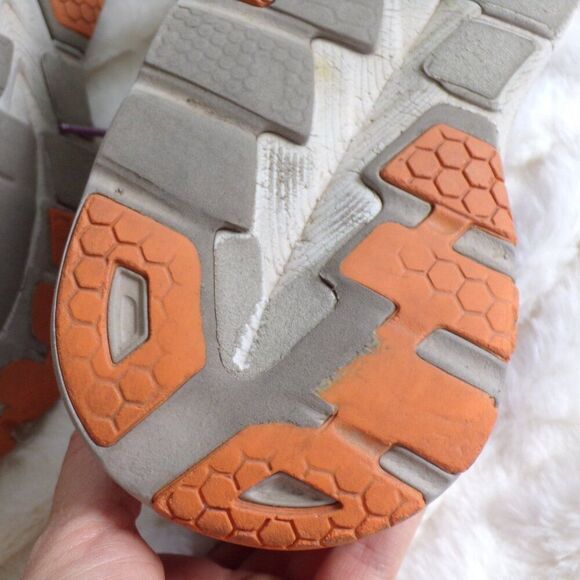 Hoka one one running shoes 7 - Picture 9 of 10